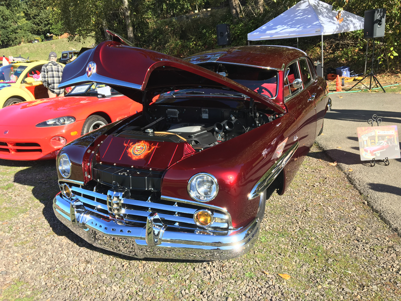 Illustration for article titled Matthew’s Winery Car Show